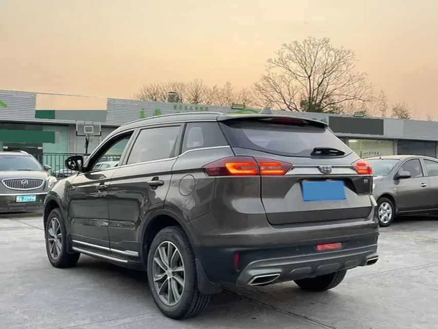 2018 Geely Azkarra 2.0L 141HP L4 6MT,autocango,china used car exporter,china ev exporter,chinese used car exporter,chinese used ev exporter