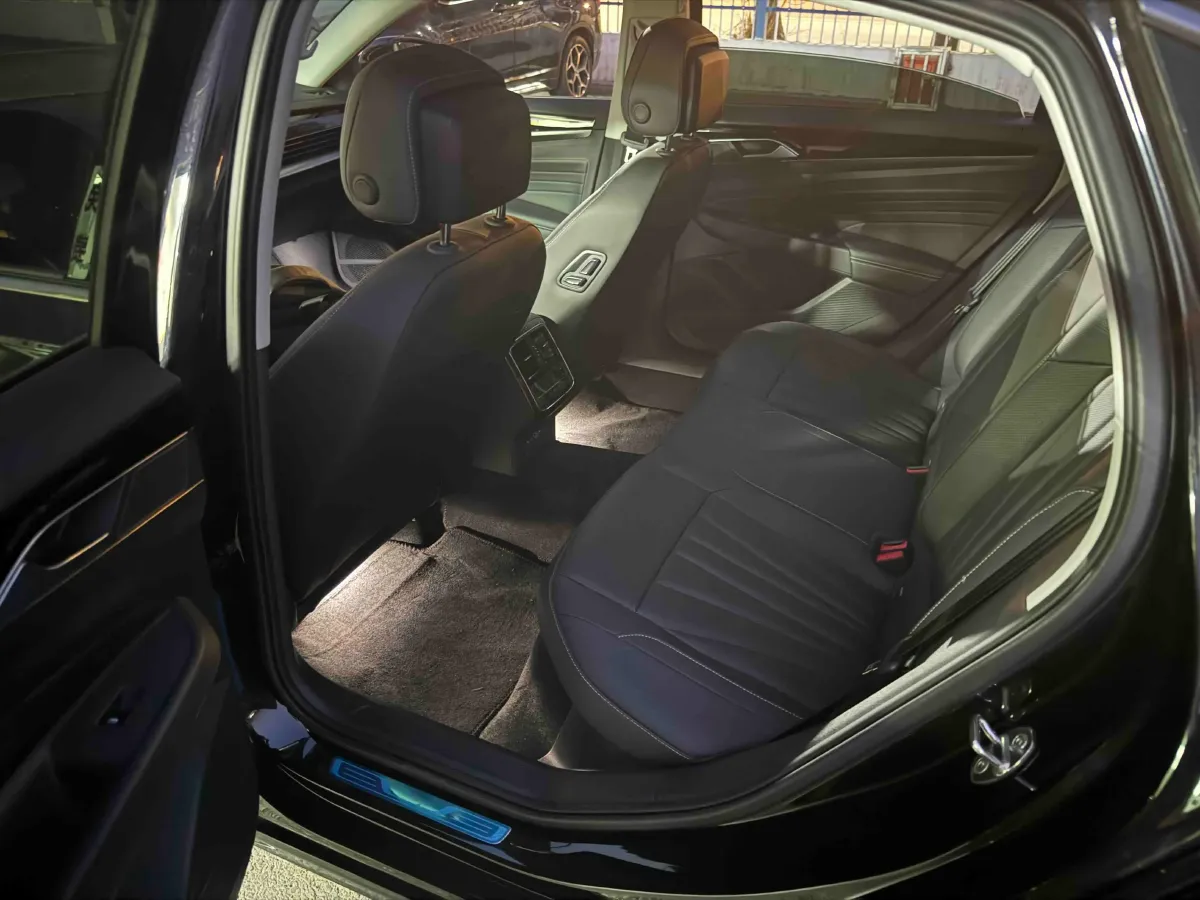 2026 Volkswagen Passat 2.0T 220HP L4 7DCT,autocango,china used car exporter,china ev exporter,chinese used car exporter,chinese used ev exporter