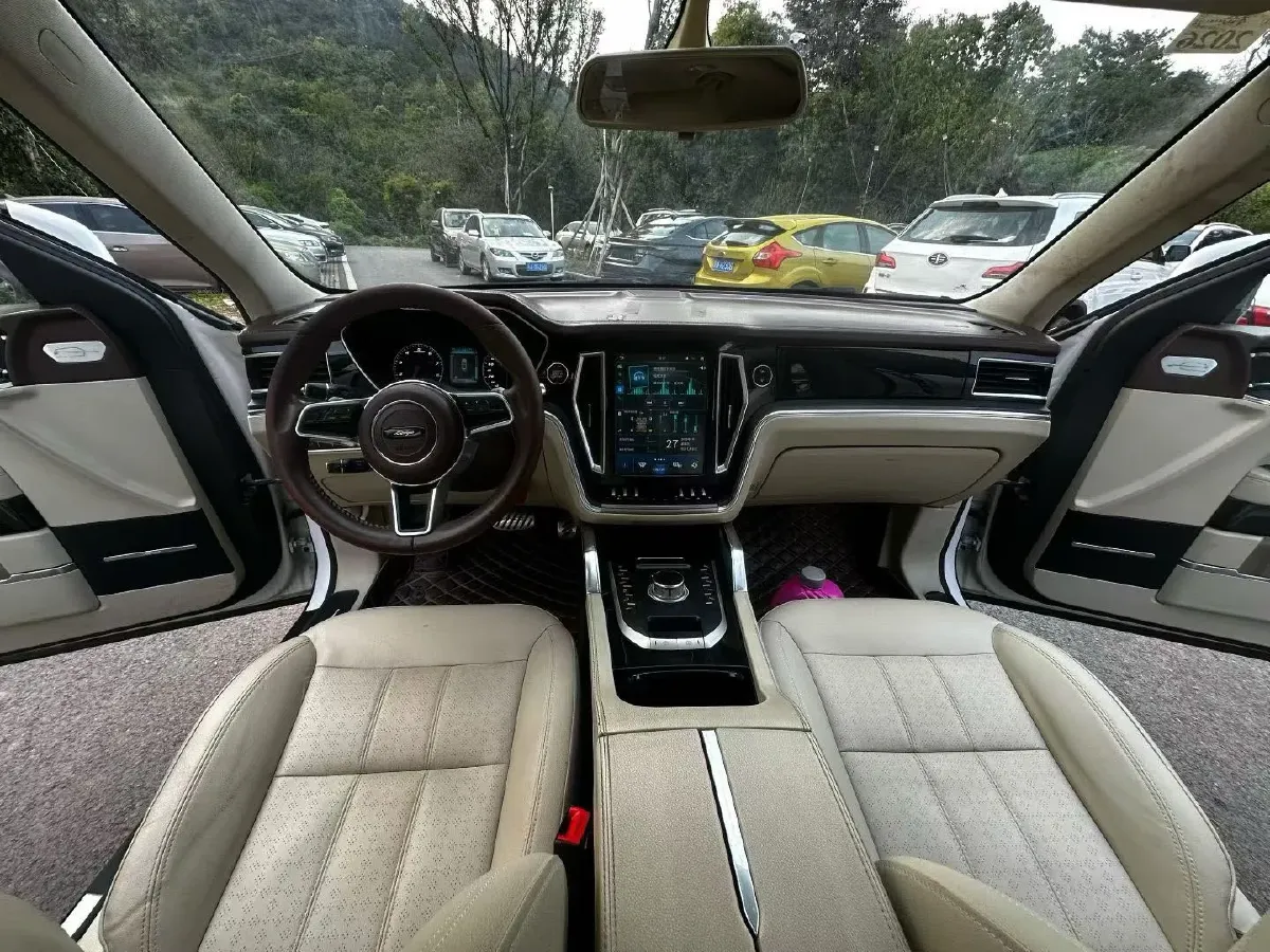 2017 Zotye T700 1.8T 177HP L4 6DCT,autocango,china used car exporter,china ev exporter,chinese used car exporter,chinese used ev exporter