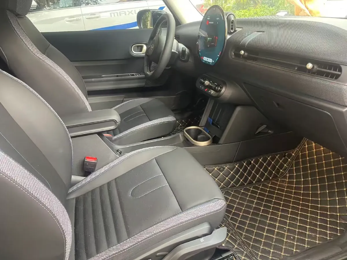 2025 MINI MINI 1.5T 156HP L3 7DCT,autocango,china used car exporter,china ev exporter,chinese used car exporter,chinese used ev exporter