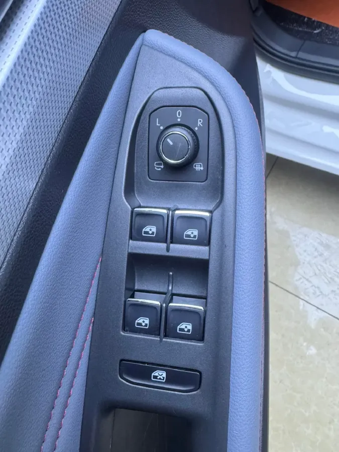 2023 Volkswagen Lamando 1.4T 150HP L4 7DCT,autocango,china used car exporter,china ev exporter,chinese used car exporter,chinese used ev exporter