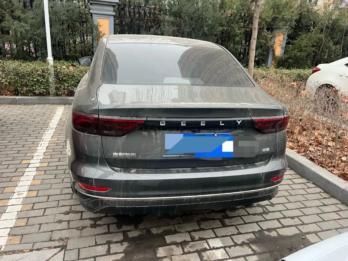 2022 Geely Emgrand 1.5L 114HP L4 5MT,autocango,china used car exporter,china ev exporter,chinese used car exporter,chinese used ev exporter