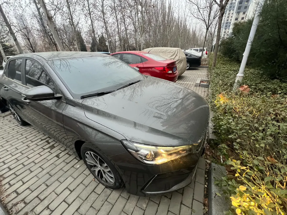 2022 Geely Emgrand 1.5L 114HP L4 5MT,autocango,china used car exporter,china ev exporter,chinese used car exporter,chinese used ev exporter
