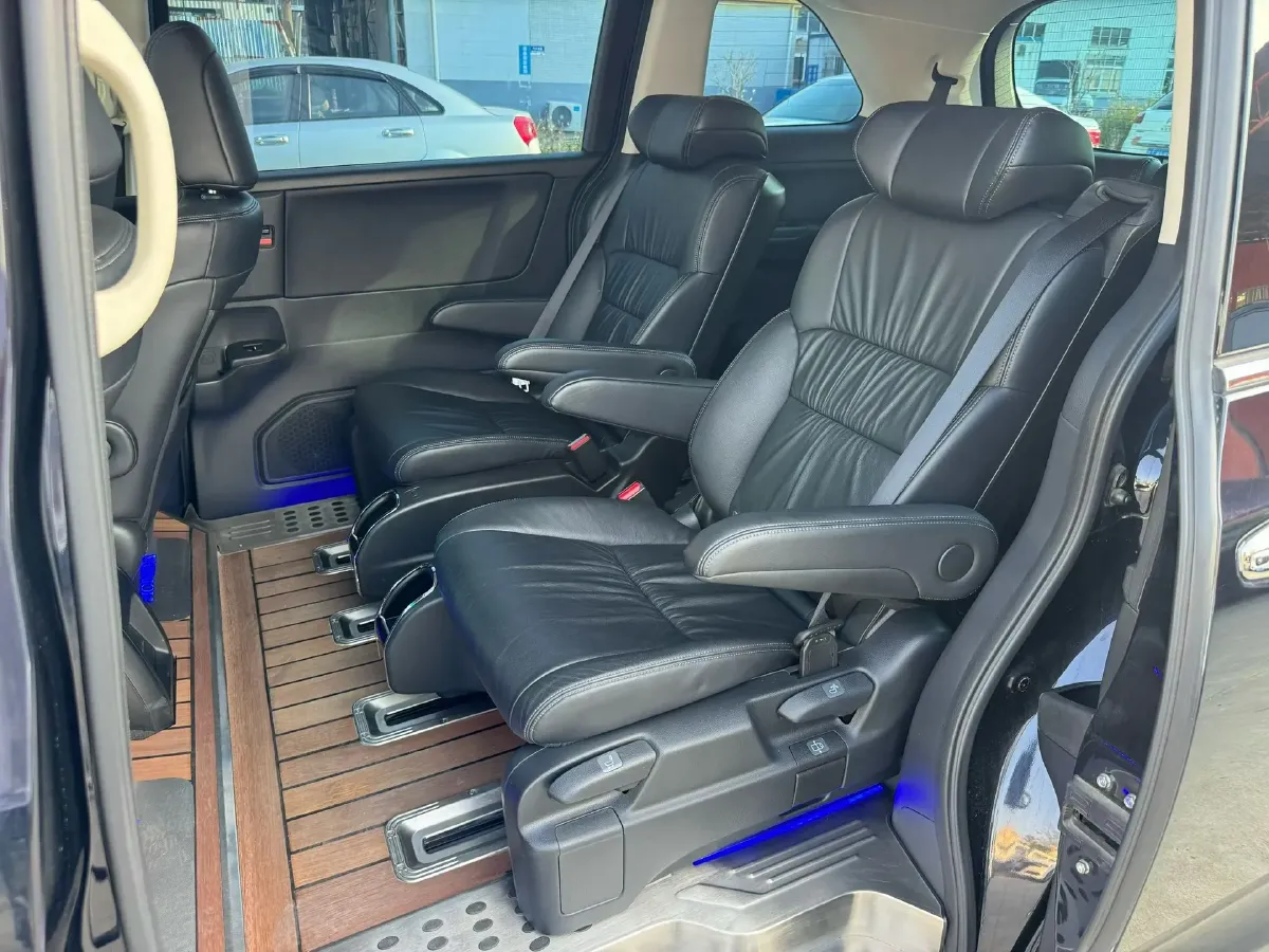2022 Honda Odyssey 2.0L 146HP L4 E-CVT Hybrid,autocango,china used car exporter,china ev exporter,chinese used car exporter,chinese used ev exporter