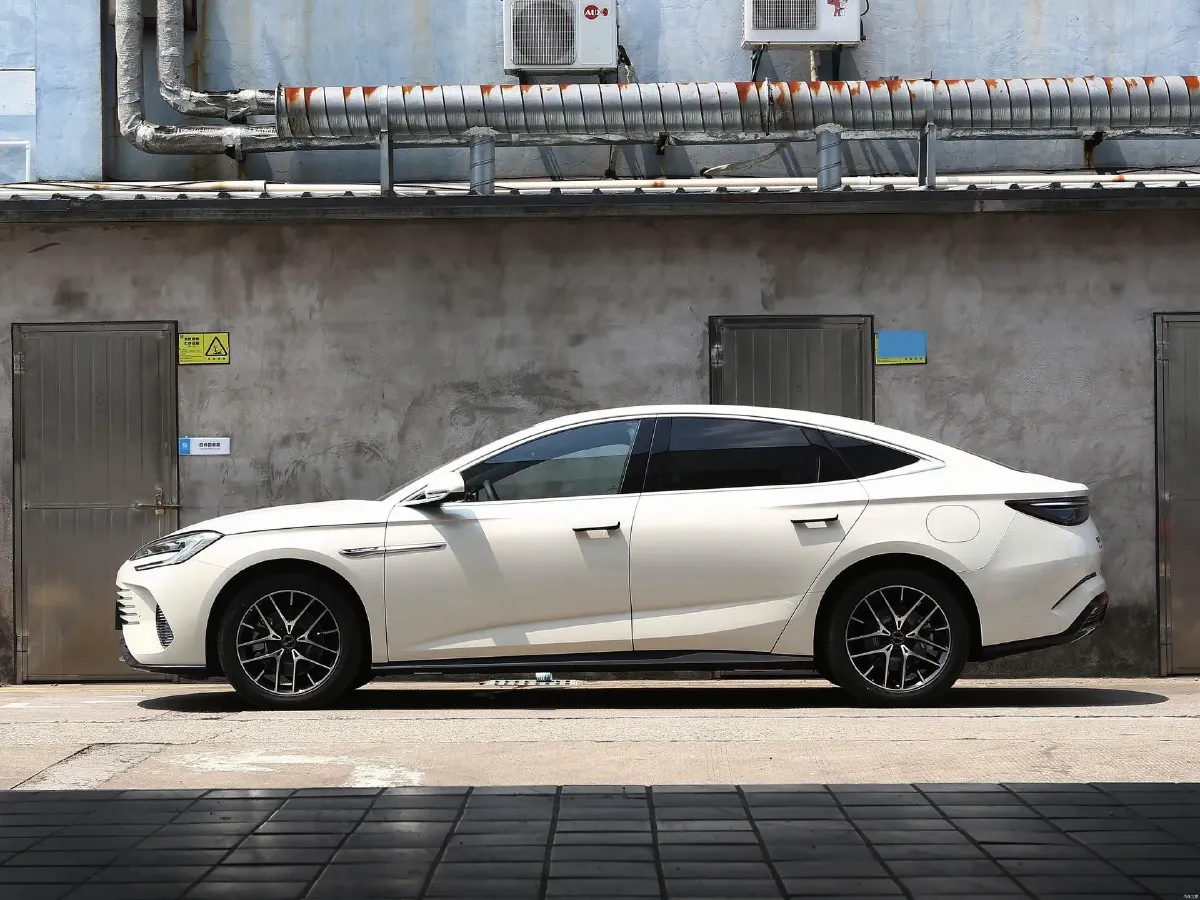 2025 BYD Seal07 DM-i 1.5L 101HP L4 E-CVT PHEV 17.6KWH,autocango,china used car exporter,china ev exporter,chinese used car exporter,chinese used ev exporter