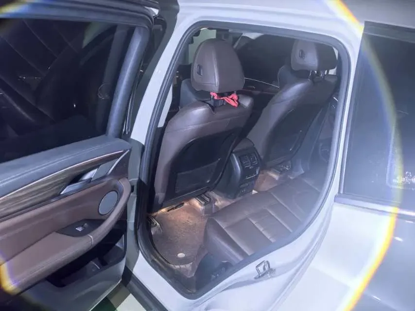 2020 BMW X3 2.0T 224HP L4 8AT,autocango,china used car exporter,china ev exporter,chinese used car exporter,chinese used ev exporter