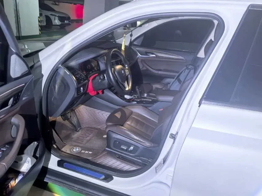 2020 BMW X3 2.0T 224HP L4 8AT,autocango,china used car exporter,china ev exporter,chinese used car exporter,chinese used ev exporter