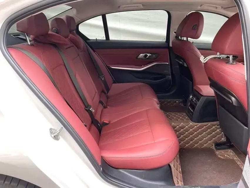 2022 BMW 3 Series 2.0T 184HP L4 8AT,autocango,china used car exporter,china ev exporter,chinese used car exporter,chinese used ev exporter