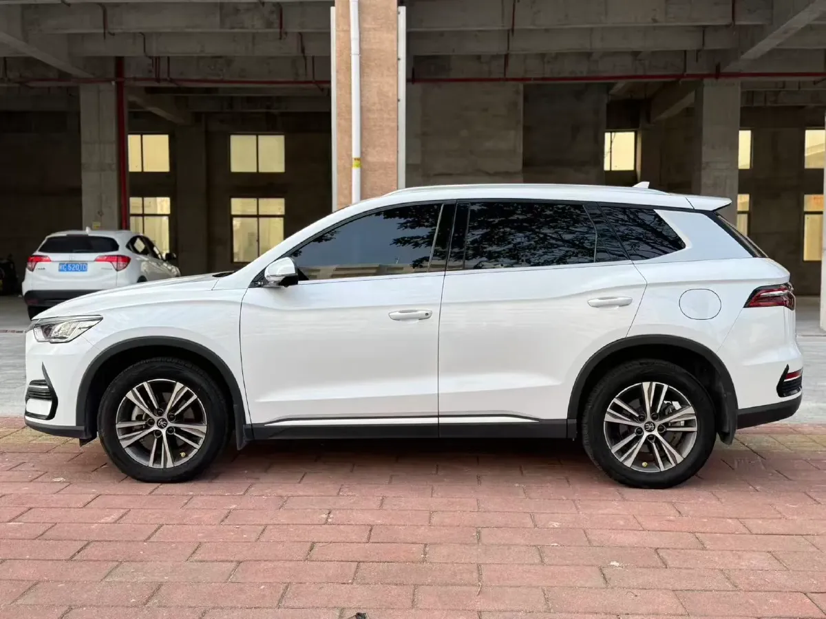 2022 Ruichi Auto EC31 BEV 41.932KWH,autocango,china used car exporter,china ev exporter,chinese used car exporter,chinese used ev exporter