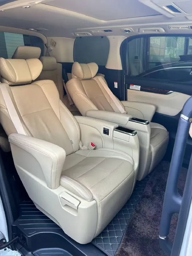 2018 Toyota Alphard 3.5L 301HP V6 8AT,autocango,china used car exporter,china ev exporter,chinese used car exporter,chinese used ev exporter