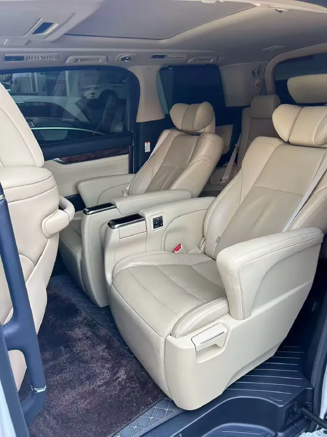 2018 Toyota Alphard 3.5L 301HP V6 8AT,autocango,china used car exporter,china ev exporter,chinese used car exporter,chinese used ev exporter