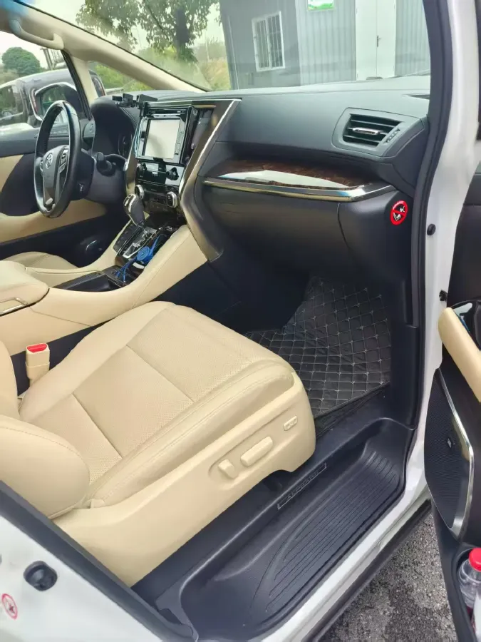 2018 Toyota Alphard 3.5L 301HP V6 8AT,autocango,china used car exporter,china ev exporter,chinese used car exporter,chinese used ev exporter
