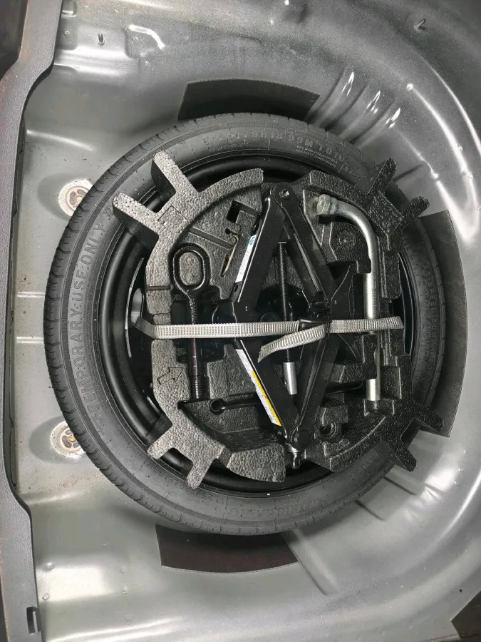 2019 Chevrolet Malibu XL 2.0T 241HP L4 9AT,autocango,china used car exporter,china ev exporter,chinese used car exporter,chinese used ev exporter