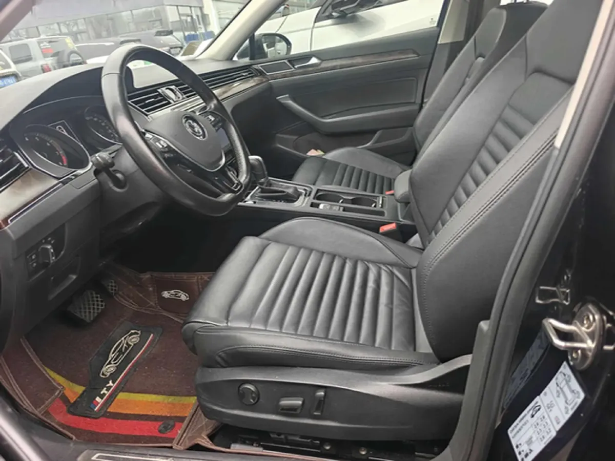 2019 Chevrolet Malibu XL 2.0T 241HP L4 9AT,autocango,china used car exporter,china ev exporter,chinese used car exporter,chinese used ev exporter