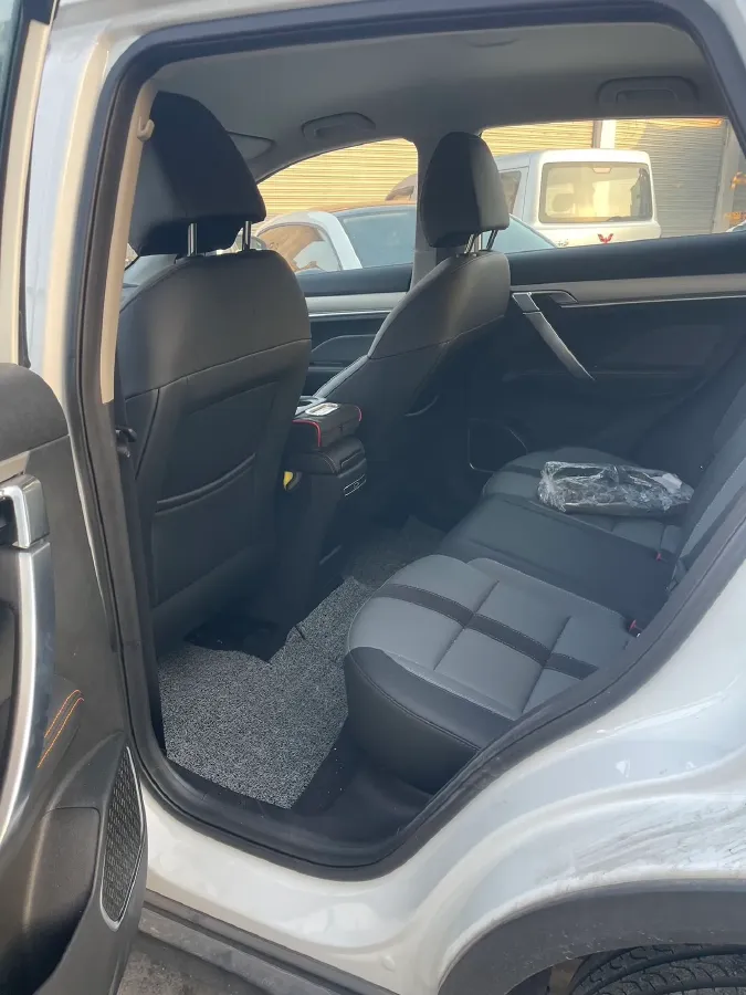 2024 Geely Coolray 1.5T 181HP L4 7DCT,autocango,china used car exporter,china ev exporter,chinese used car exporter,chinese used ev exporter