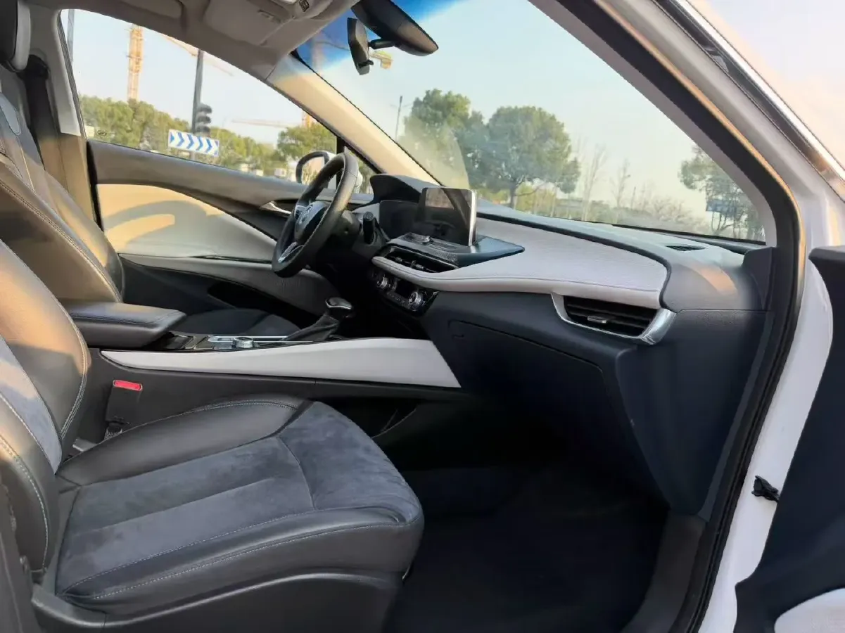 2019 Buick Velite 6 BEV 35KWH,autocango,china used car exporter,china ev exporter,chinese used car exporter,chinese used ev exporter