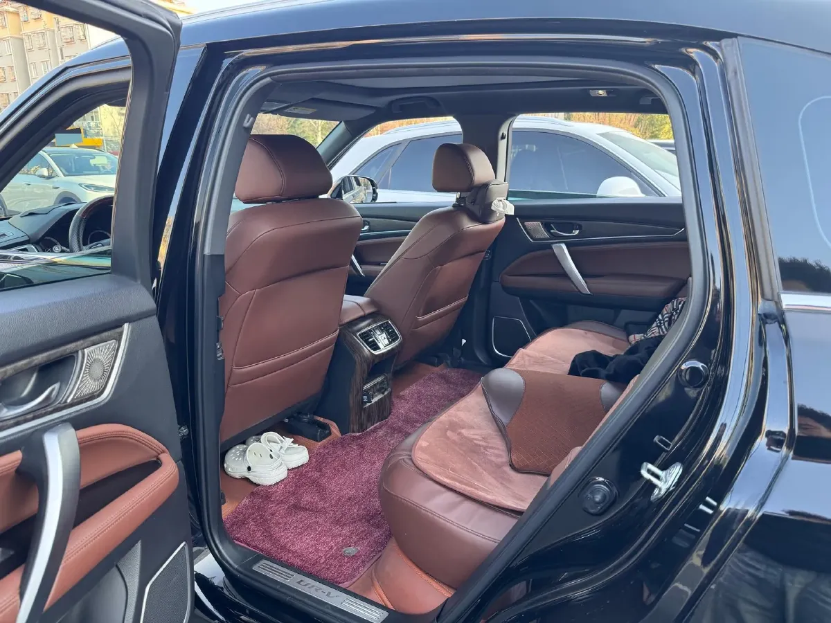 2020 Honda UR-V 2.0T 272HP L4 9AT,autocango,china used car exporter,china ev exporter,chinese used car exporter,chinese used ev exporter