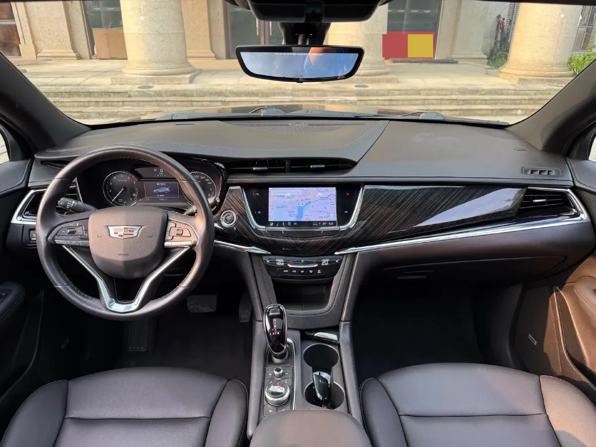 2022 Cadillac XT6 2.0T 237HP L4 9AT,autocango,china used car exporter,china ev exporter,chinese used car exporter,chinese used ev exporter