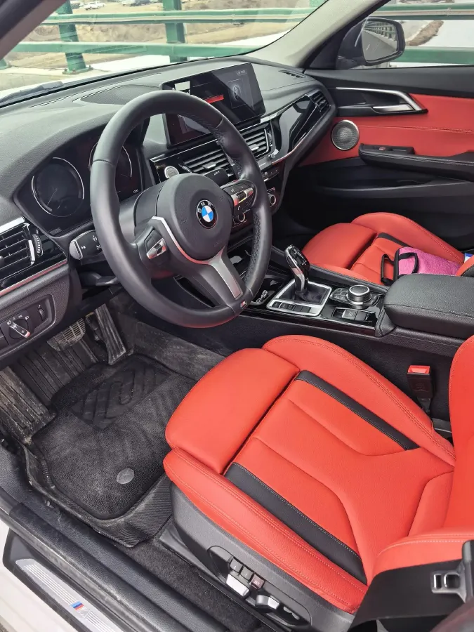 2022 BMW 1 Series 2.0T 192HP L4 7DCT,autocango,china used car exporter,china ev exporter,chinese used car exporter,chinese used ev exporter