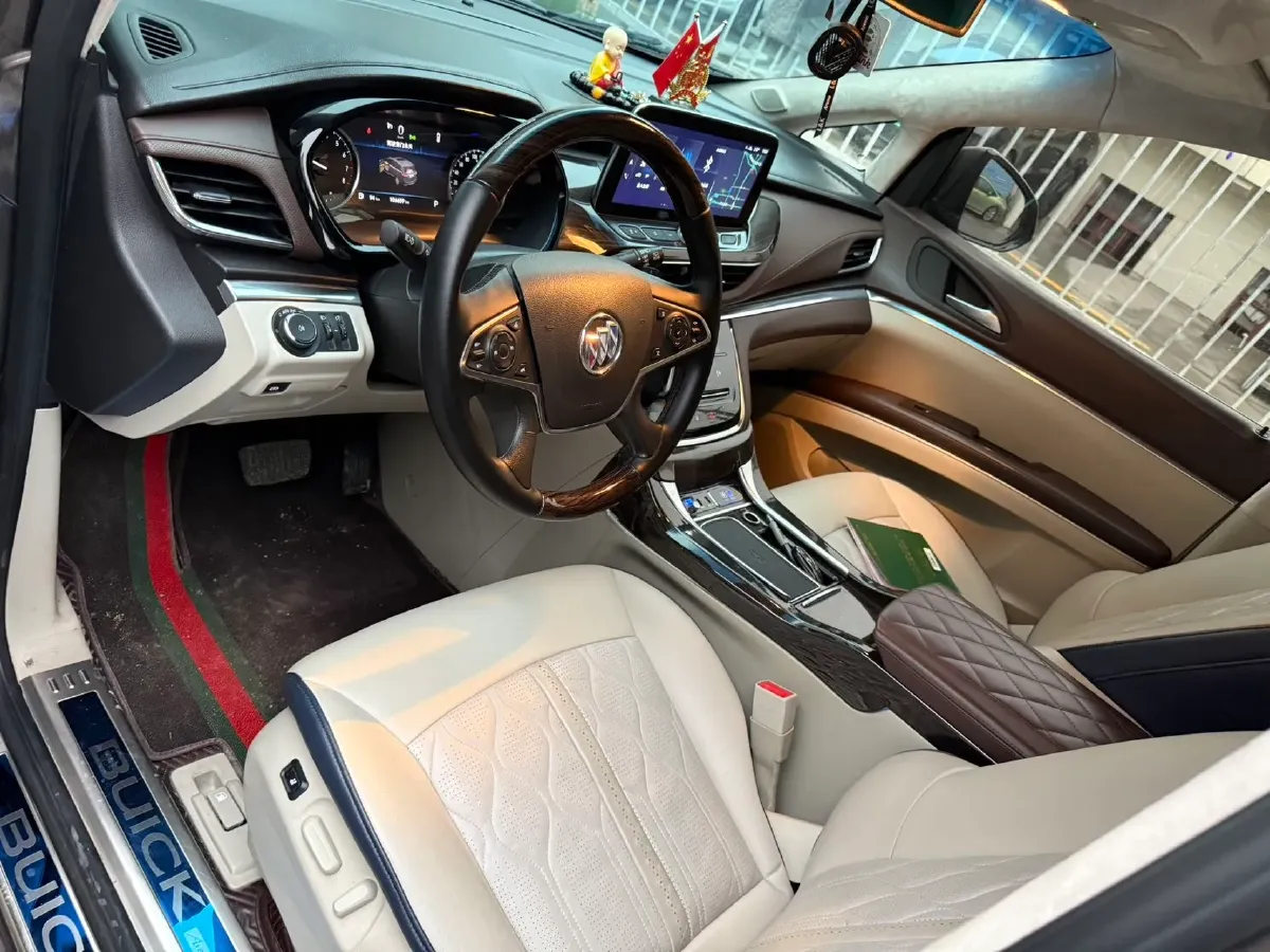 2020 Buick GL8 2.0T 237HP L4 9AT,autocango,china used car exporter,china ev exporter,chinese used car exporter,chinese used ev exporter