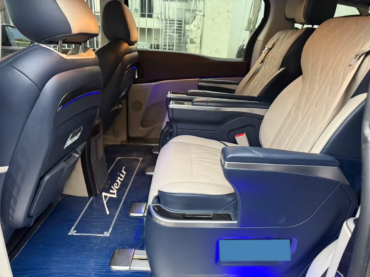 2020 Buick GL8 2.0T 237HP L4 9AT,autocango,china used car exporter,china ev exporter,chinese used car exporter,chinese used ev exporter