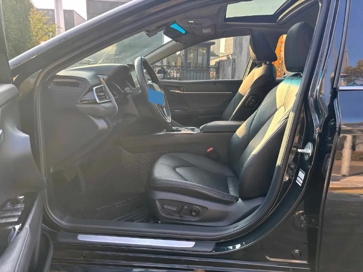 2021 Toyota Camry 2.0L 178HP L4 CVT,autocango,china used car exporter,china ev exporter,chinese used car exporter,chinese used ev exporter