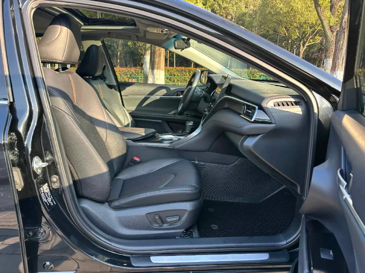 2021 Toyota Camry 2.0L 178HP L4 CVT,autocango,china used car exporter,china ev exporter,chinese used car exporter,chinese used ev exporter