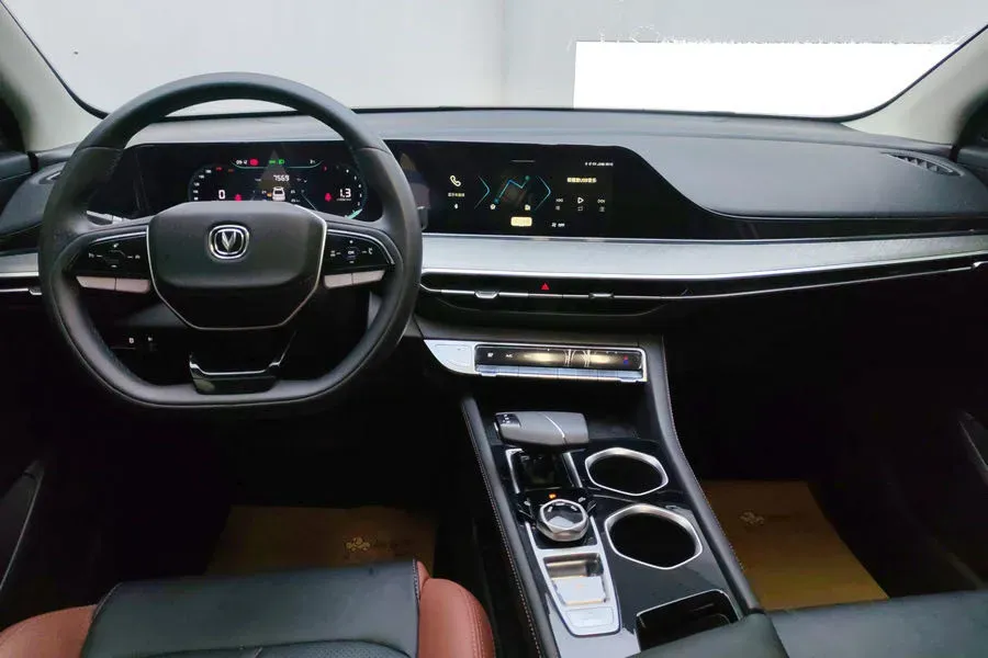 2023 ChangAn Eado 1.4T 160HP L4 7DCT,autocango,china used car exporter,china ev exporter,chinese used car exporter,chinese used ev exporter