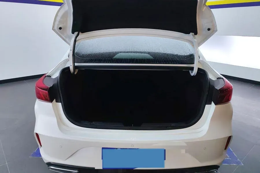 2023 ChangAn Eado 1.4T 160HP L4 7DCT,autocango,china used car exporter,china ev exporter,chinese used car exporter,chinese used ev exporter