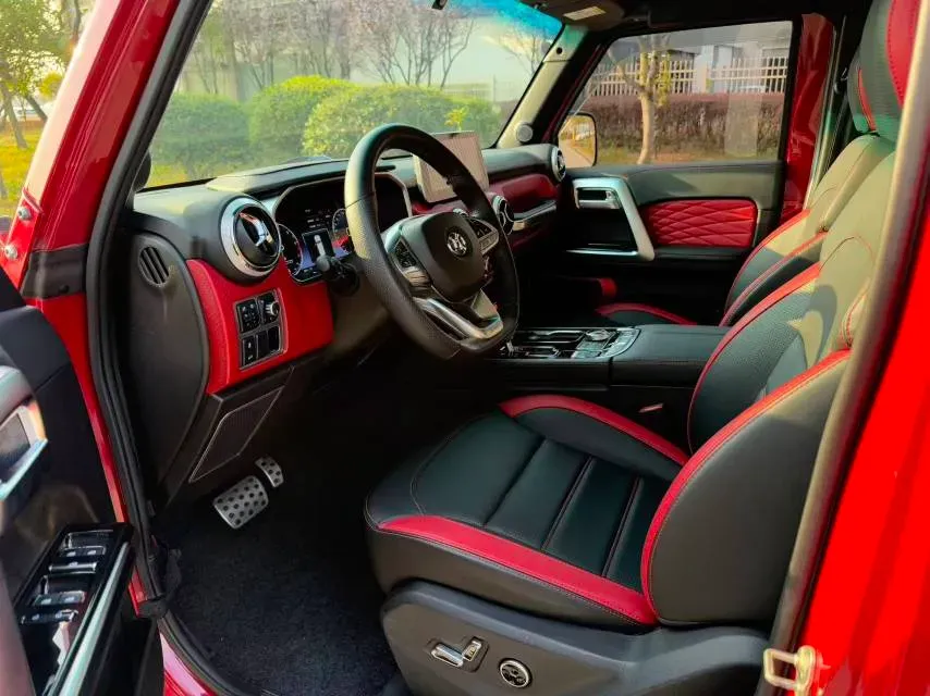 2018 Beijing BJ40 2.3T 250HP L4 6AT,autocango,china used car exporter,china ev exporter,chinese used car exporter,chinese used ev exporter