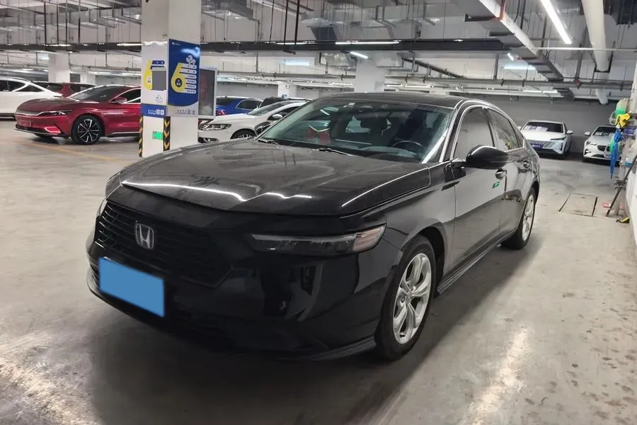 2023 Honda Accord 1.5T 192HP L4 CVT,autocango,china used car exporter,china ev exporter,chinese used car exporter,chinese used ev exporter