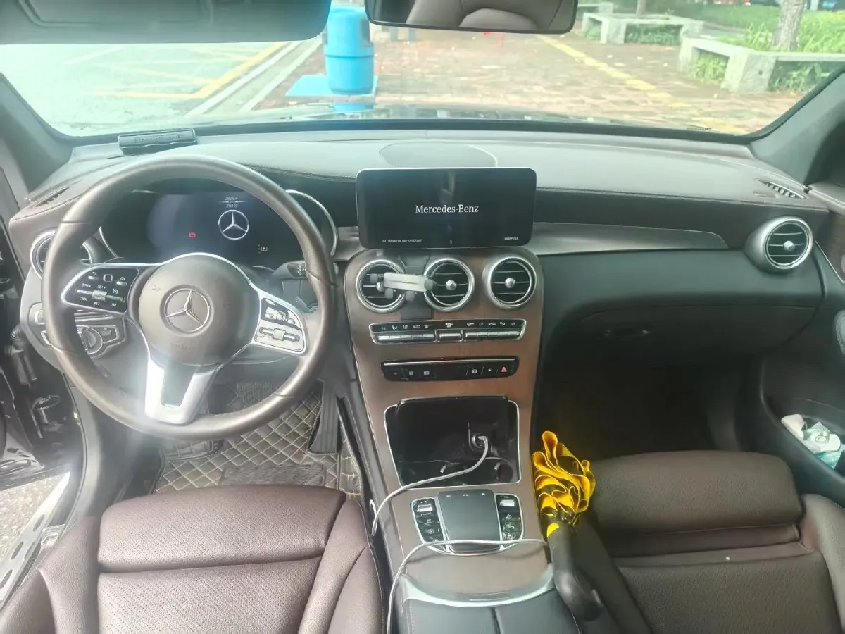 2022 Mercedes-Benz GLC Class 2.0T 197HP L4 9AT,autocango,china used car exporter,china ev exporter,chinese used car exporter,chinese used ev exporter