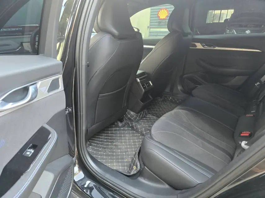 2025 Geely Preface 2.0T 238HP L4 8AT,autocango,china used car exporter,china ev exporter,chinese used car exporter,chinese used ev exporter