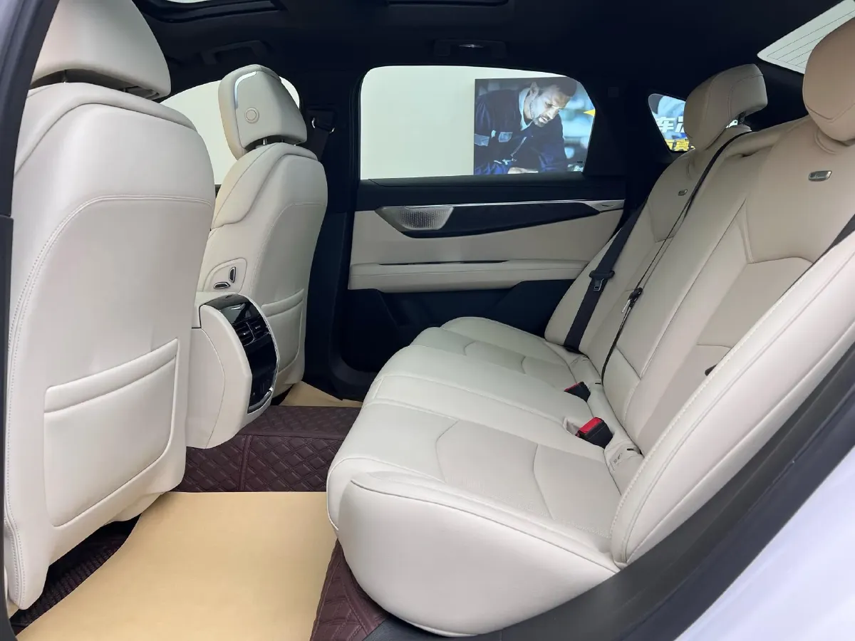 2023 Cadillac CT6 2.0T 237HP L4 10AT,autocango,china used car exporter,china ev exporter,chinese used car exporter,chinese used ev exporter