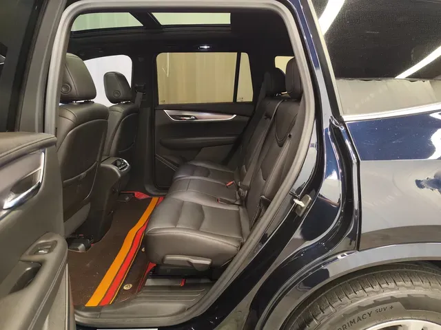 2021 Cadillac XT6 2.0T 237HP L4 9AT,autocango,china used car exporter,china ev exporter,chinese used car exporter,chinese used ev exporter