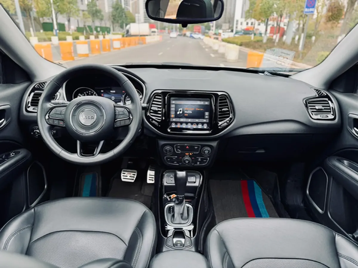 2020 Jeep Compass 1.3T 173HP L4 7DCT,autocango,china used car exporter,china ev exporter,chinese used car exporter,chinese used ev exporter