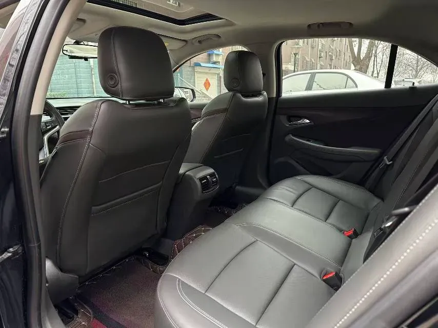 2018 Chevrolet Malibu 1.5T 170HP L4 6AT,autocango,china used car exporter,china ev exporter,chinese used car exporter,chinese used ev exporter