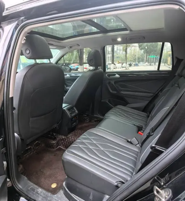 2023 Volkswagen Tiguan L 1.5T 160HP L4 7DCT,autocango,china used car exporter,china ev exporter,chinese used car exporter,chinese used ev exporter