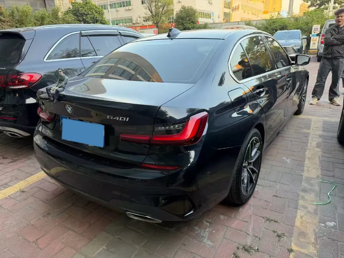 2022 BMW 3 Series 2.0T 184HP L4 8AT,autocango,china used car exporter,china ev exporter,chinese used car exporter,chinese used ev exporter