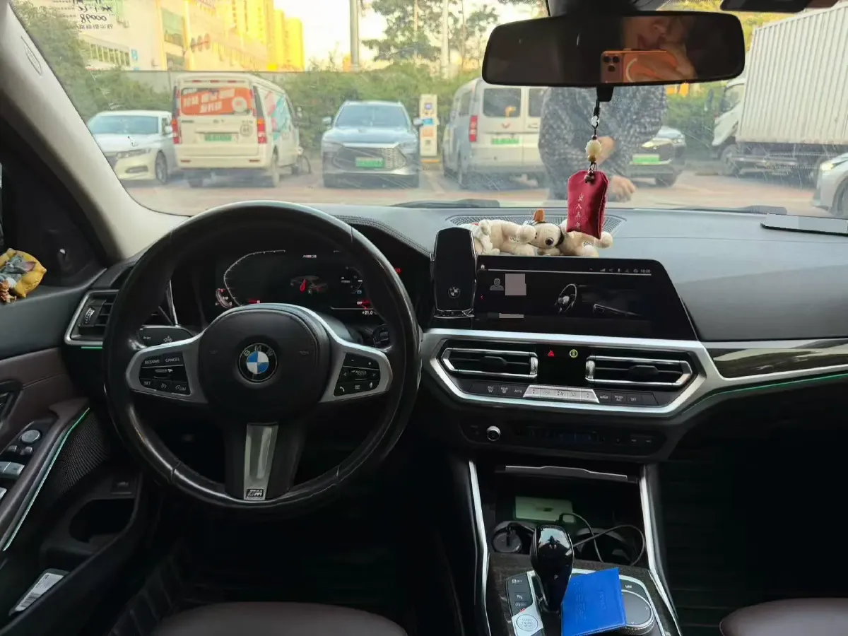2022 BMW 3 Series 2.0T 184HP L4 8AT,autocango,china used car exporter,china ev exporter,chinese used car exporter,chinese used ev exporter