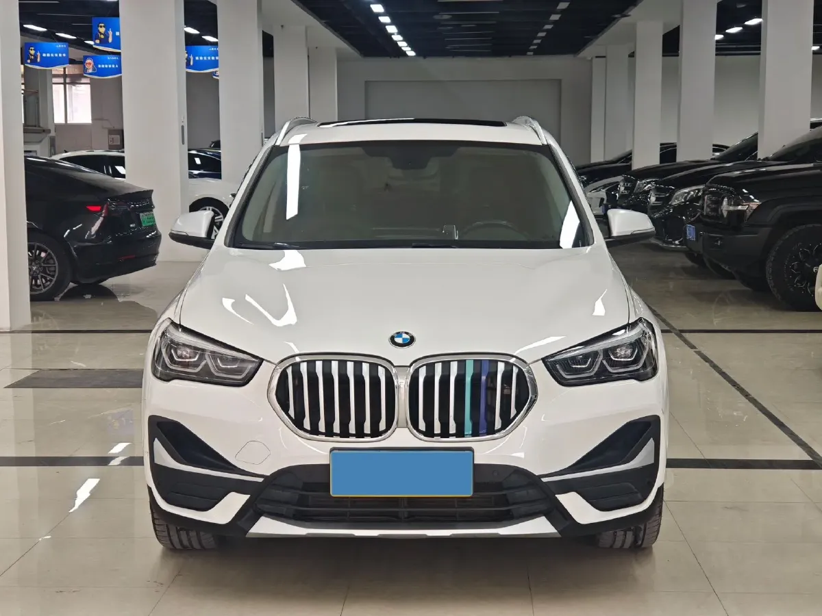 2021 BMW X1 2.0T 192HP L4 8AT,autocango,china used car exporter,china ev exporter,chinese used car exporter,chinese used ev exporter