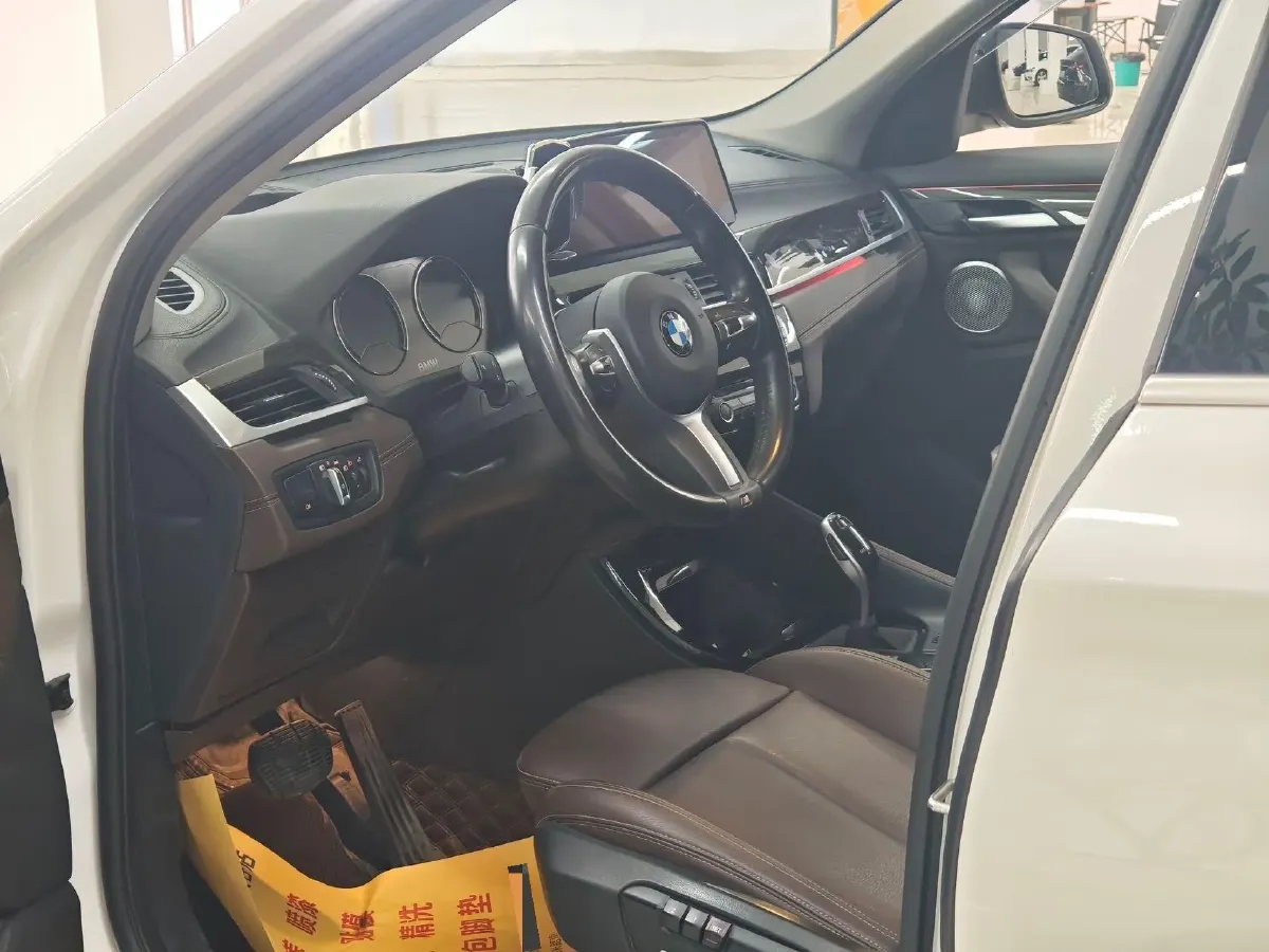 2021 BMW X1 2.0T 192HP L4 8AT,autocango,china used car exporter,china ev exporter,chinese used car exporter,chinese used ev exporter