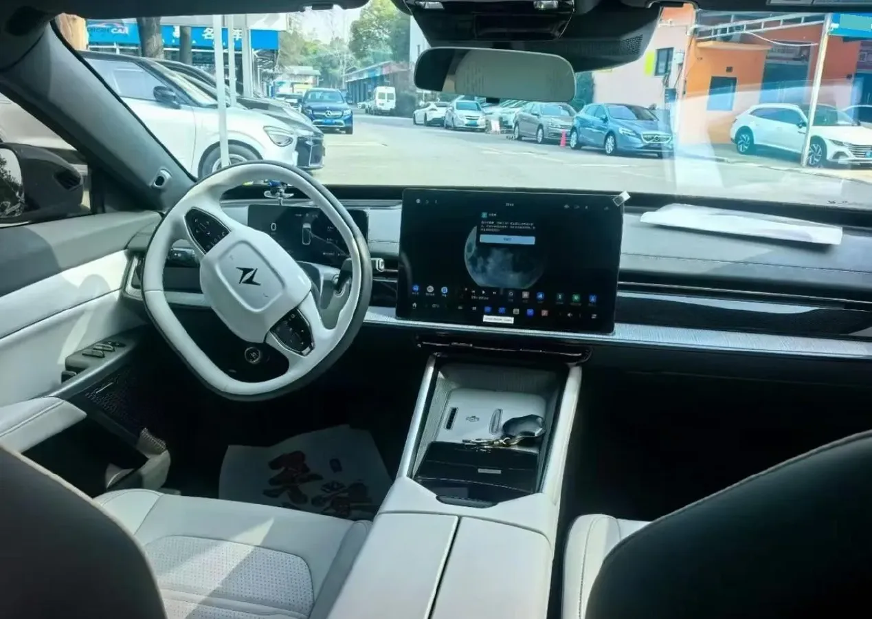 2024 DongFeng eπ eπ007 BEV 56.83KWH,autocango,china used car exporter,china ev exporter,chinese used car exporter,chinese used ev exporter