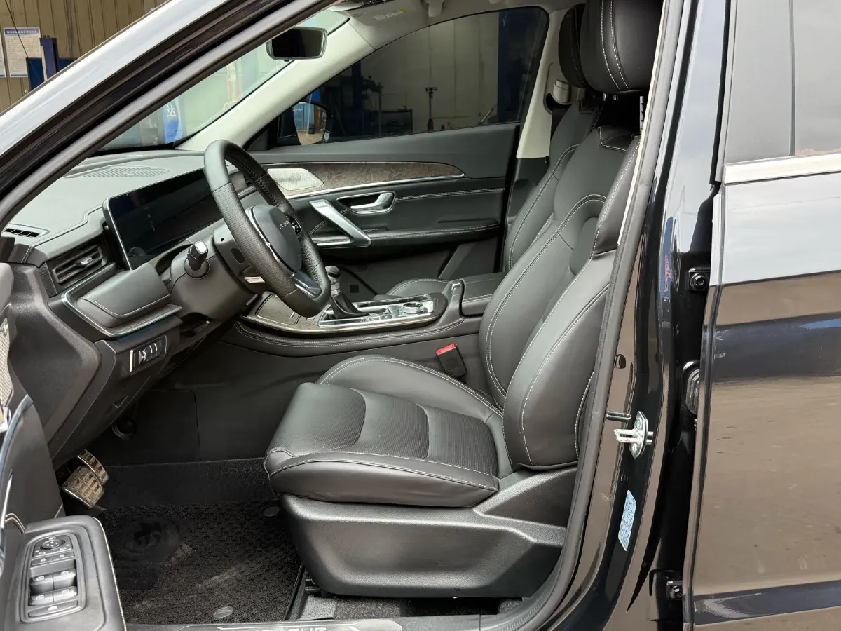 2021 Chery Tiggo 8 1.6T 197HP L4 7DCT,autocango,china used car exporter,china ev exporter,chinese used car exporter,chinese used ev exporter