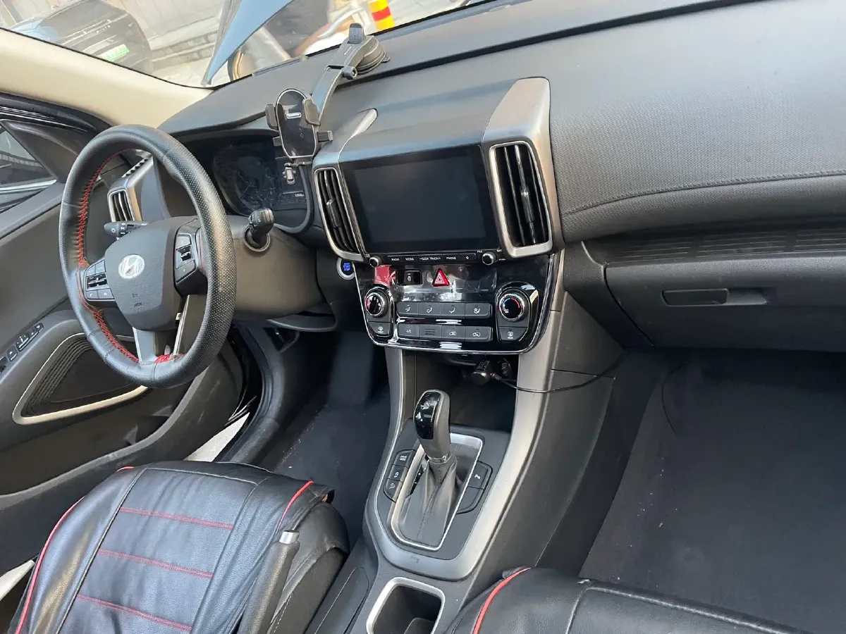 2019 Hyundai ix35 2.0L 160HP L4 6AT,autocango,china used car exporter,china ev exporter,chinese used car exporter,chinese used ev exporter