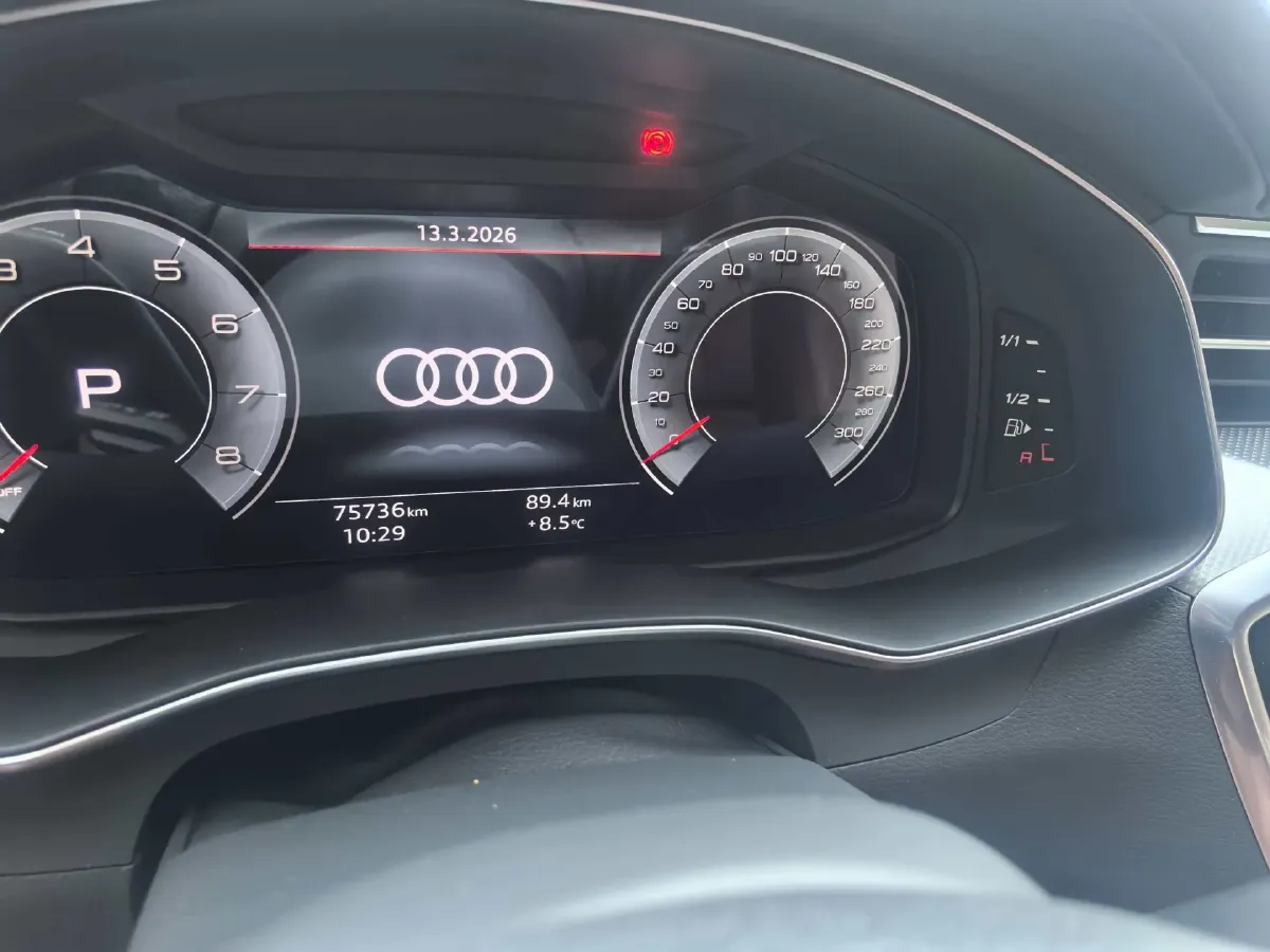 2021 Audi A6L 2.0T 224HP L4 7DCT,autocango,china used car exporter,china ev exporter,chinese used car exporter,chinese used ev exporter