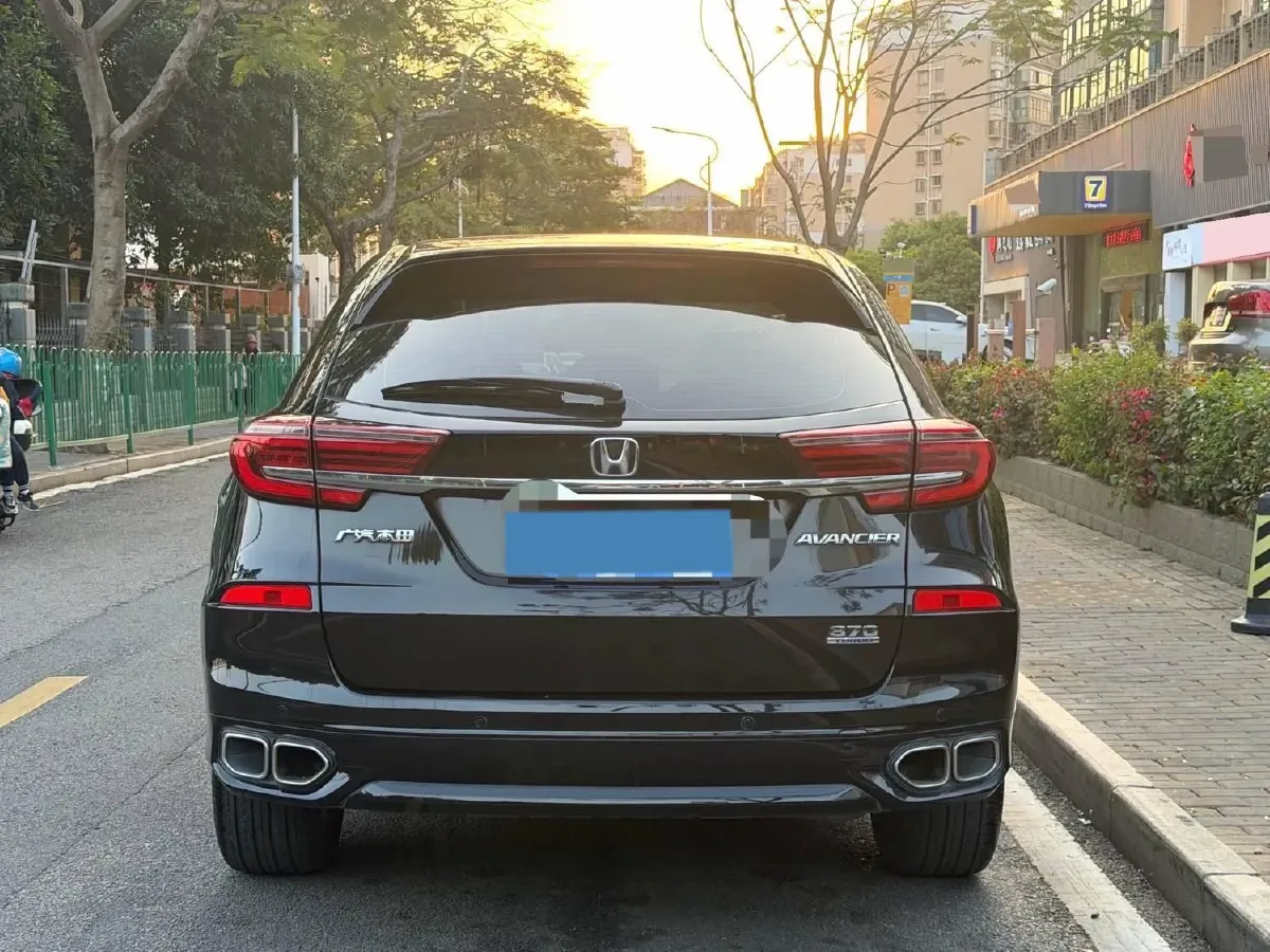2020 Honda Avancier 2.0T 272HP L4 9AT,autocango,china used car exporter,china ev exporter,chinese used car exporter,chinese used ev exporter