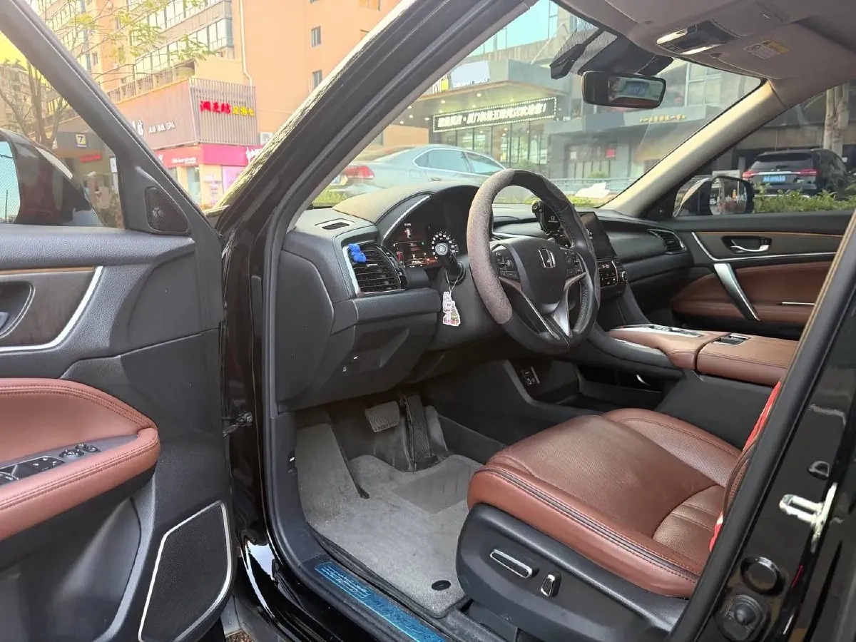 2020 Honda Avancier 2.0T 272HP L4 9AT,autocango,china used car exporter,china ev exporter,chinese used car exporter,chinese used ev exporter