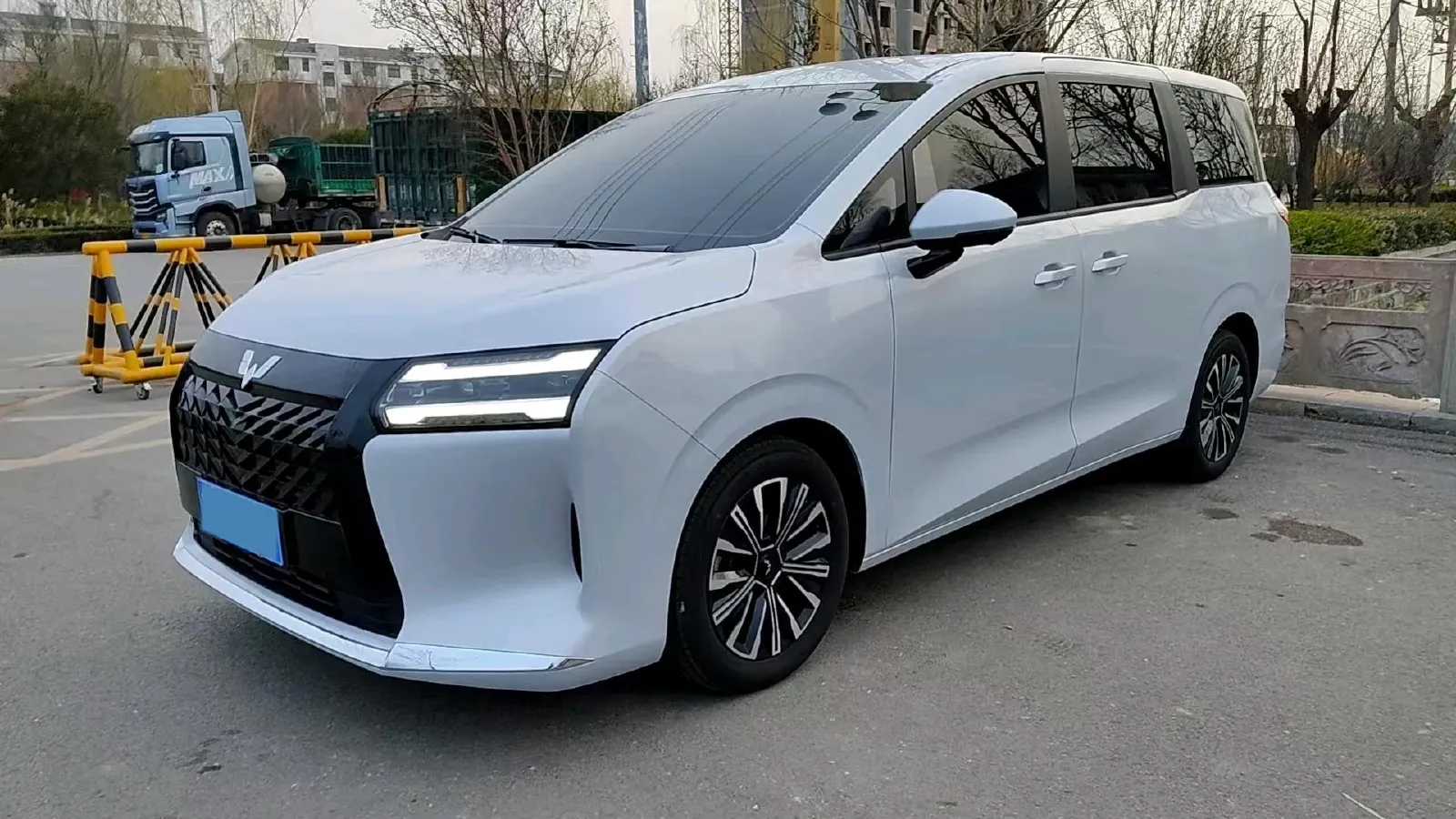 2025 WuLing XingGuang 730 1.5T 177HP L4 CVT,autocango,china used car exporter,china ev exporter,chinese used car exporter,chinese used ev exporter