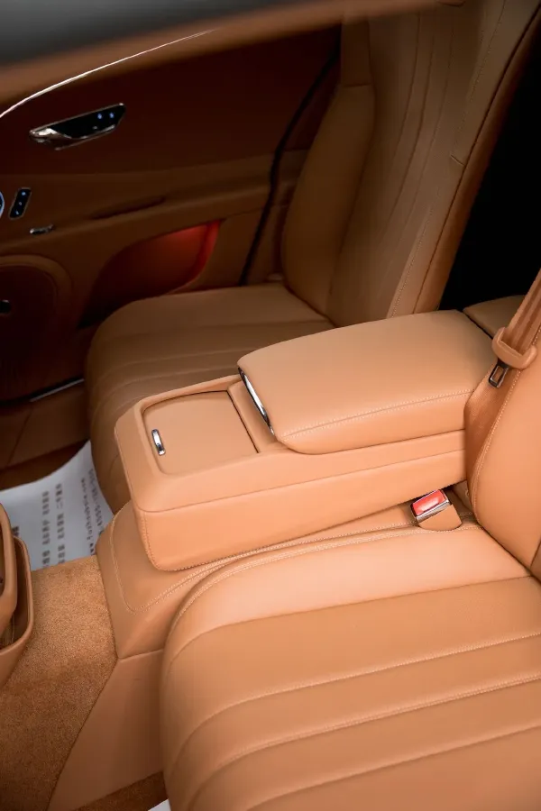 2024 Bentley Flying Spur 4.0T 549HP V8 8DCT,autocango,china used car exporter,china ev exporter,chinese used car exporter,chinese used ev exporter